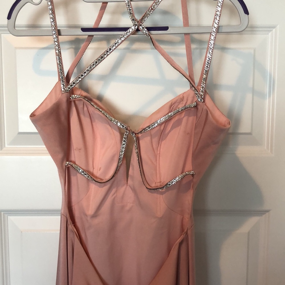 La femme formal dress - Picture 10 of 14